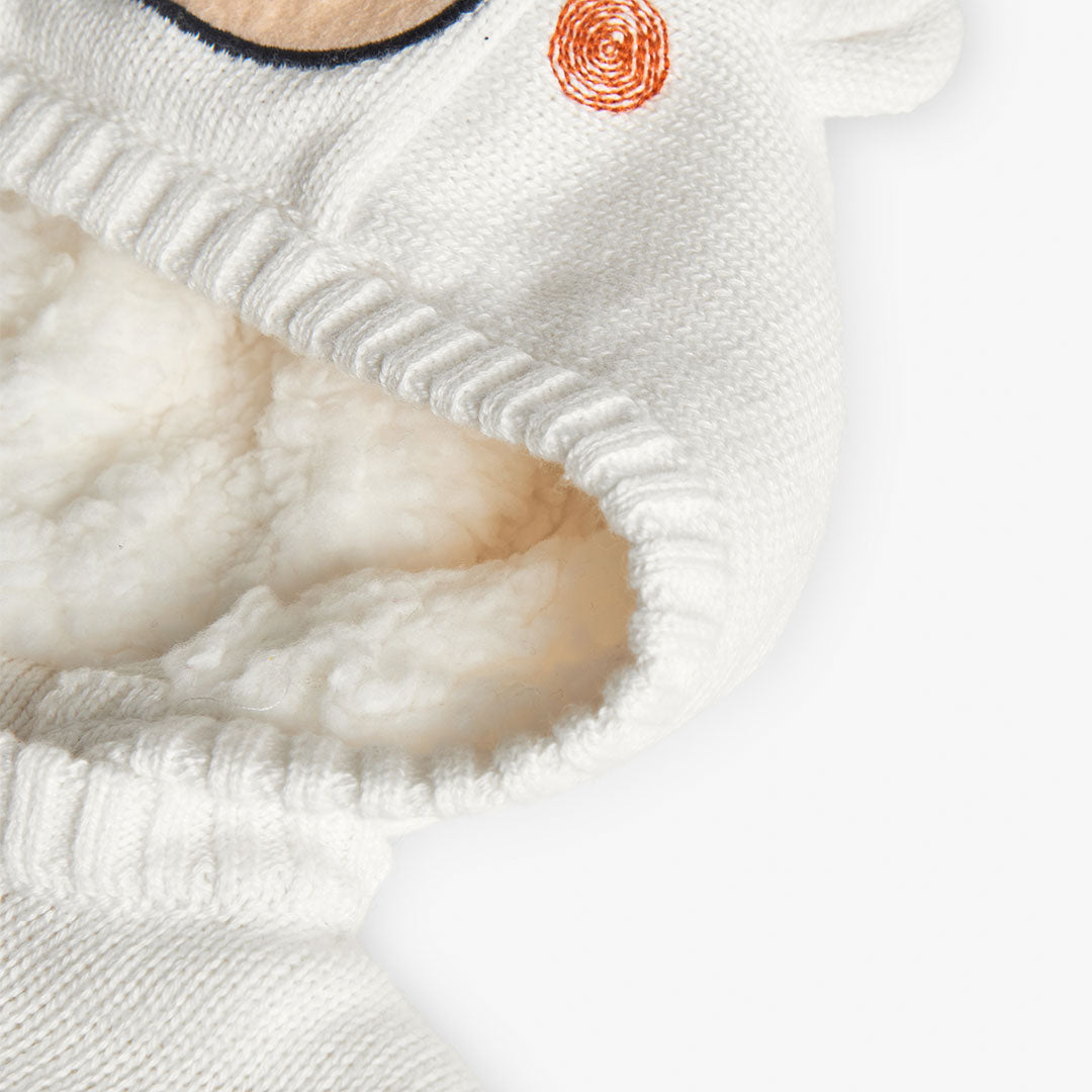 Chamarra tejida blanco y negro con borrega bebé niño