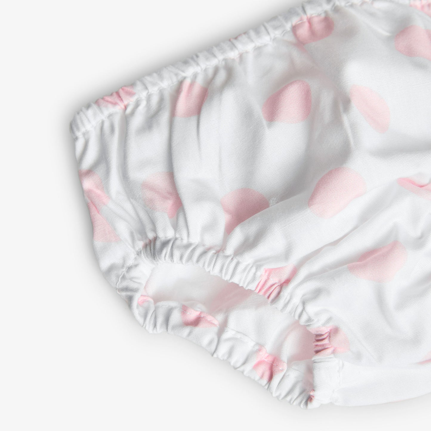 Vestido rosa para recién nacida