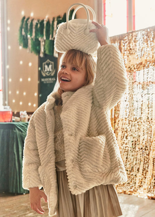 Abrigo pelo arena mini niña