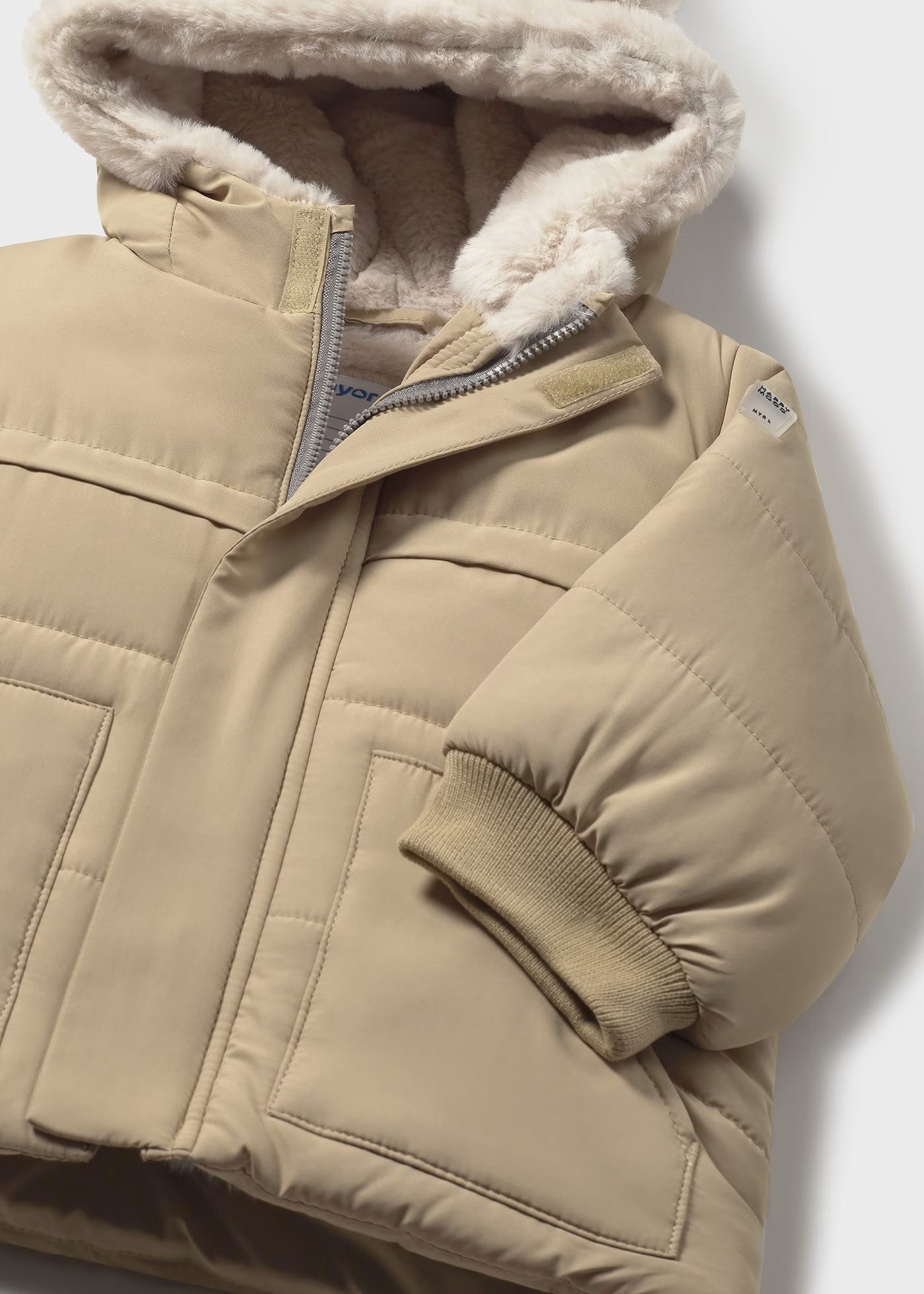 Chamarra pelo beige bebé niño