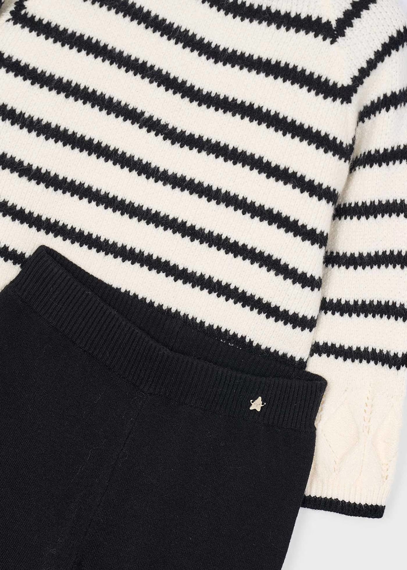 Conjunto pantalón y suéter rayas mini niña