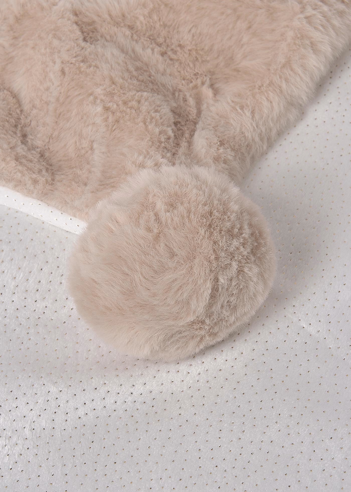 Manta pelo pompones beige recién nacid@