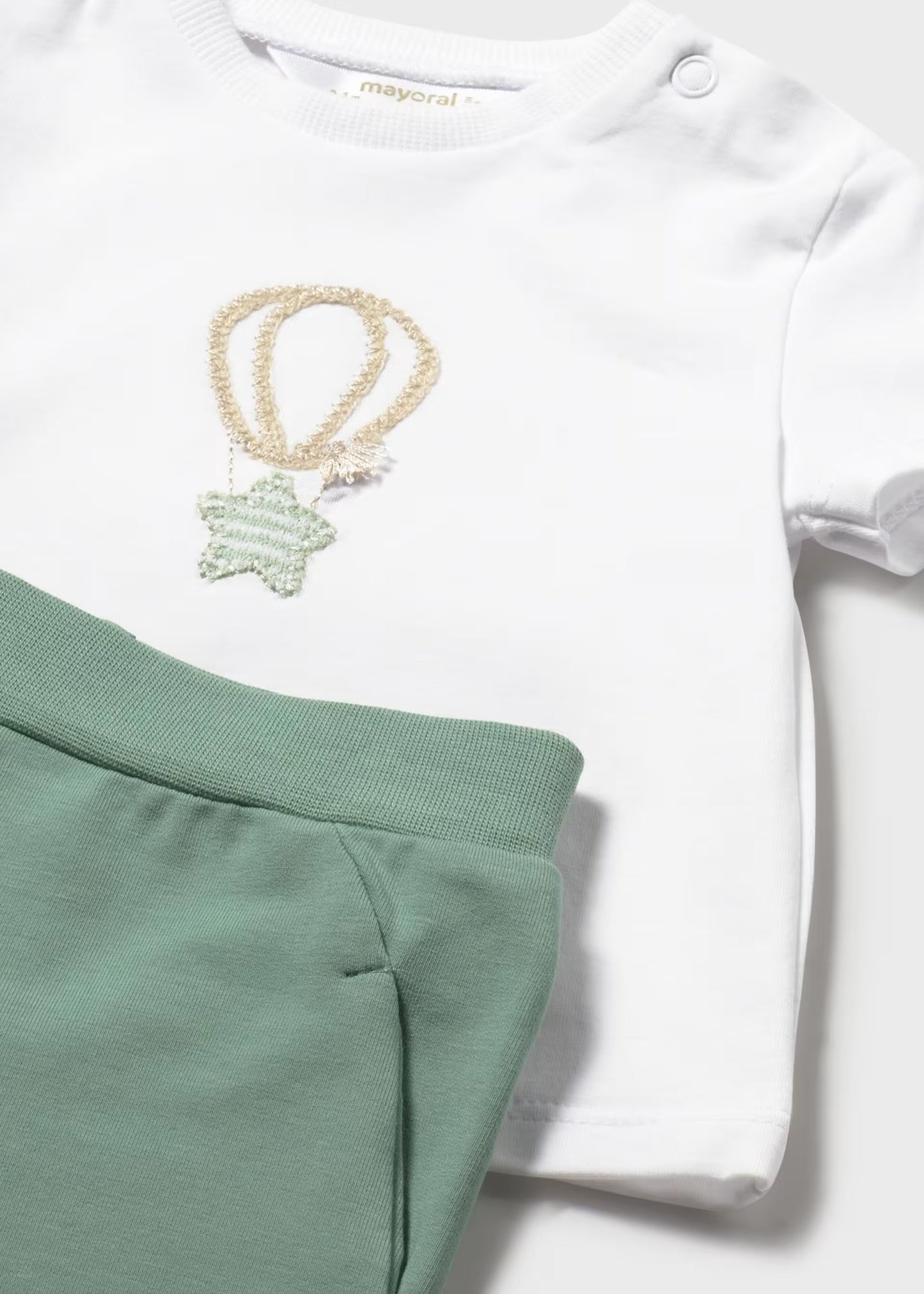 Conjunto pants verde con playera recién nacido