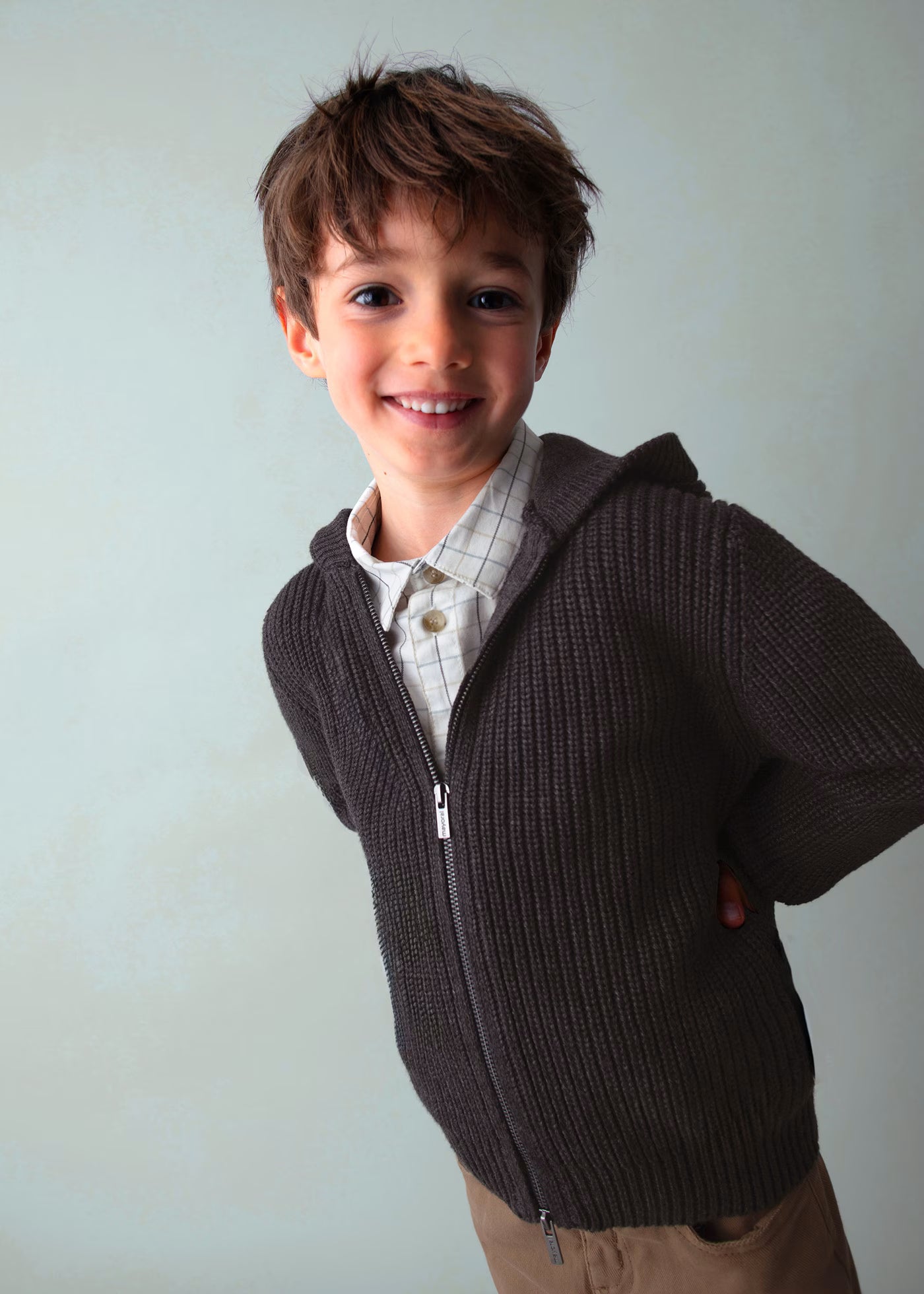Suéter tricot gris mini niño