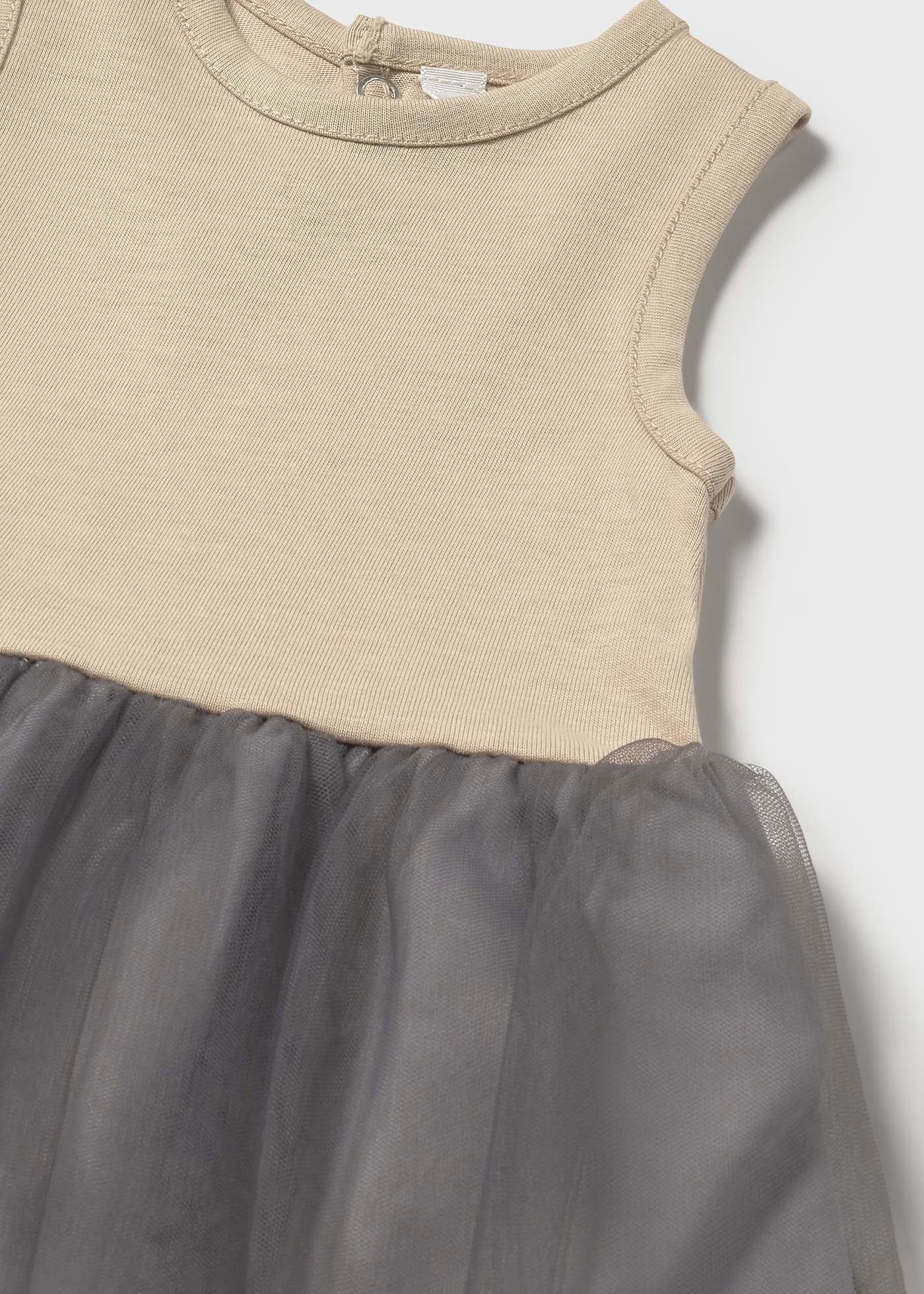 Vestido beige combinado tul recién nacida