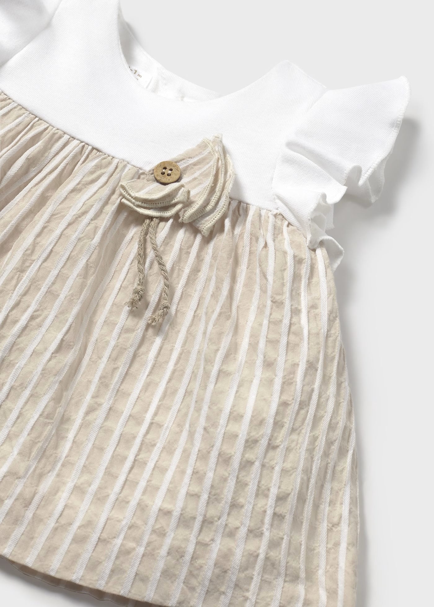 Vestido raíz recién nacida