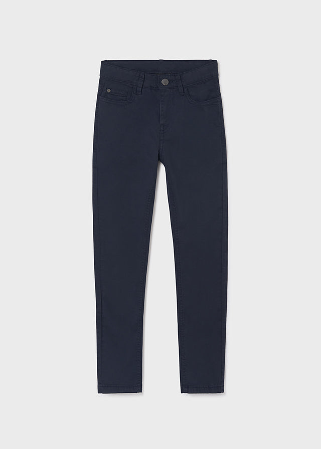 Pantalón largo slim fit básico azul marino niño jr
