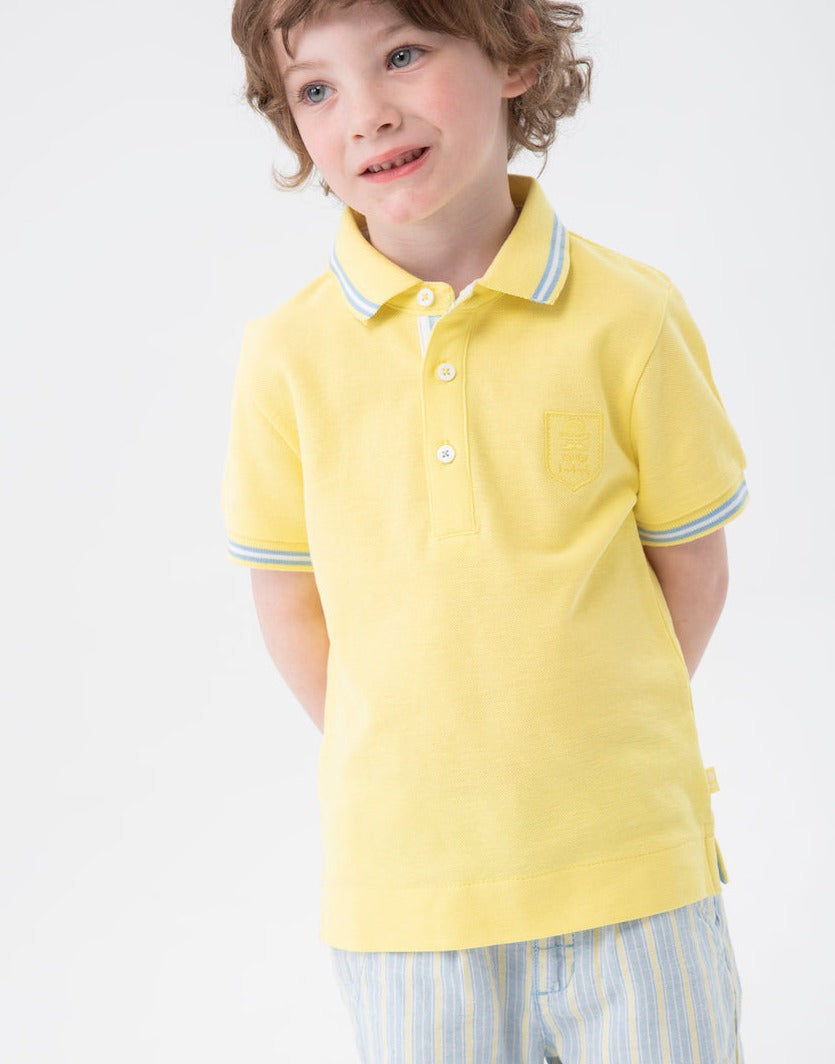 Playera polo amarillo mini niño – Petite Luné Moda Infantil