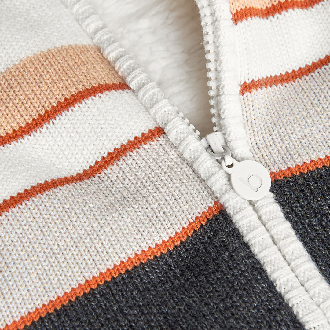 Chamarra tejida blanco y negro con borrega bebé niño