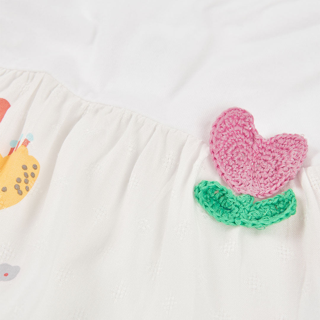 Conjunto flores colores bebé niña