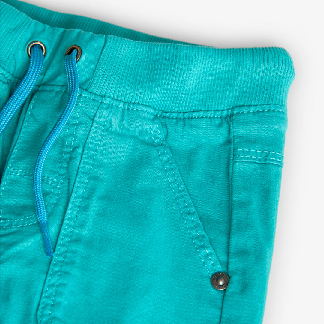 Pantalón gabardina azul turquesa jogger para mini niño