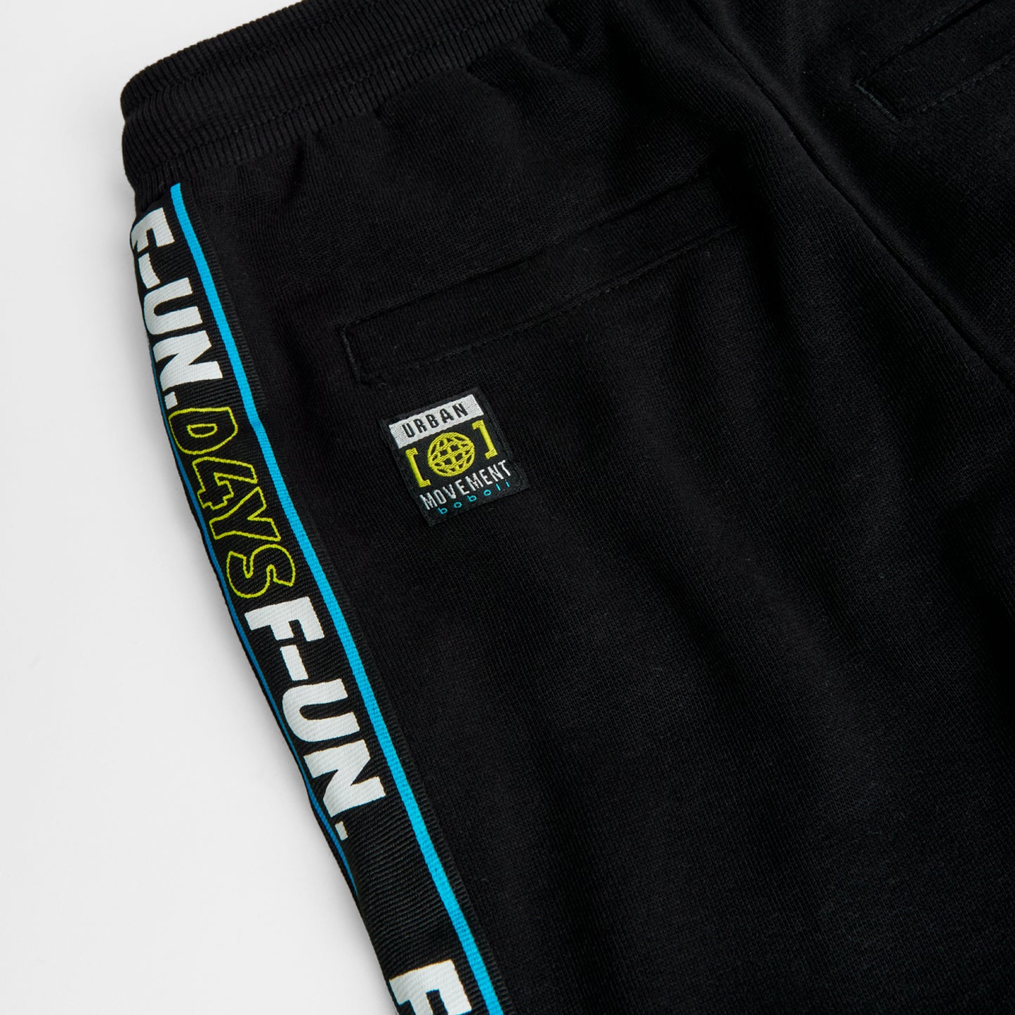 Conjunto de pants amarillo con negro niño jr