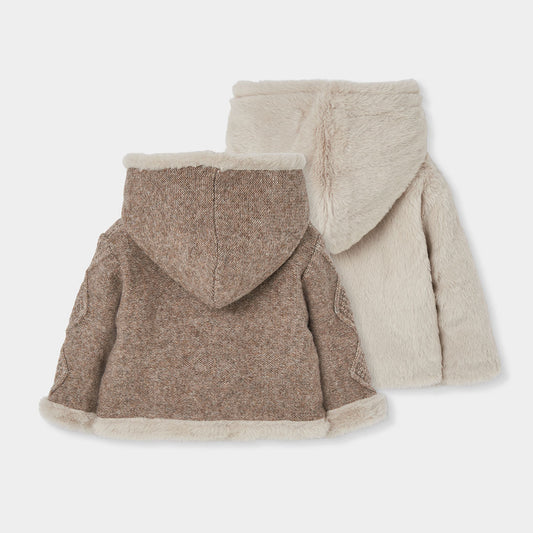Chamarra tricot reversible taupe con capucha bebé