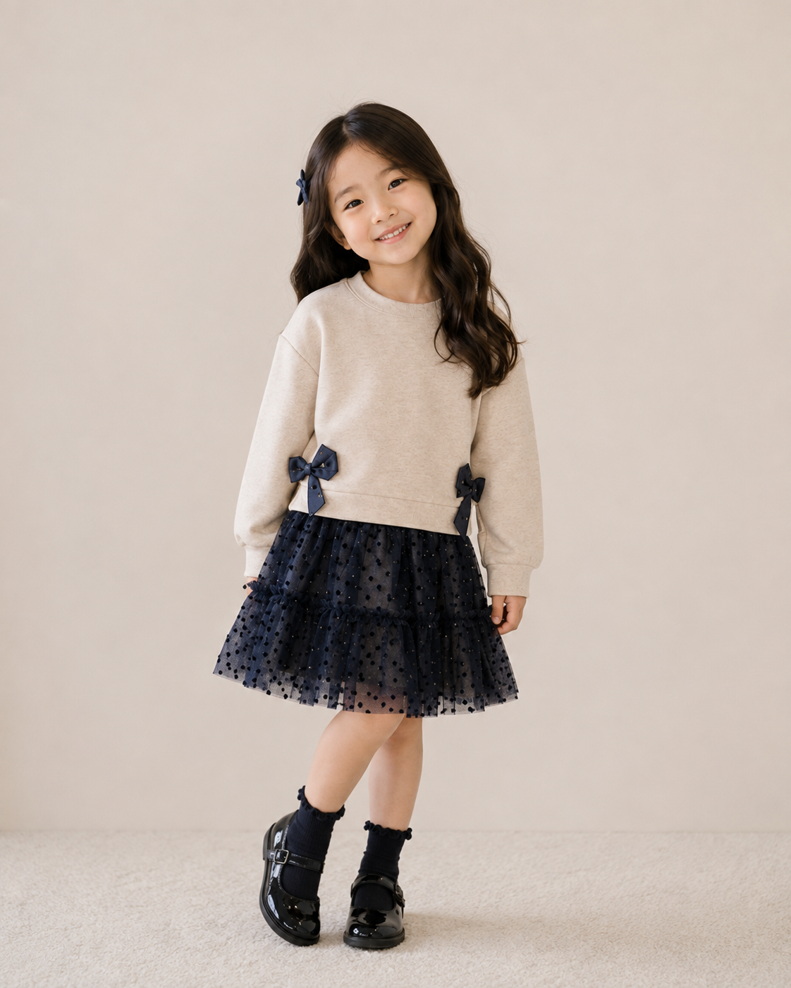 Conjunto sudadera con falda tul azul marino mini niña