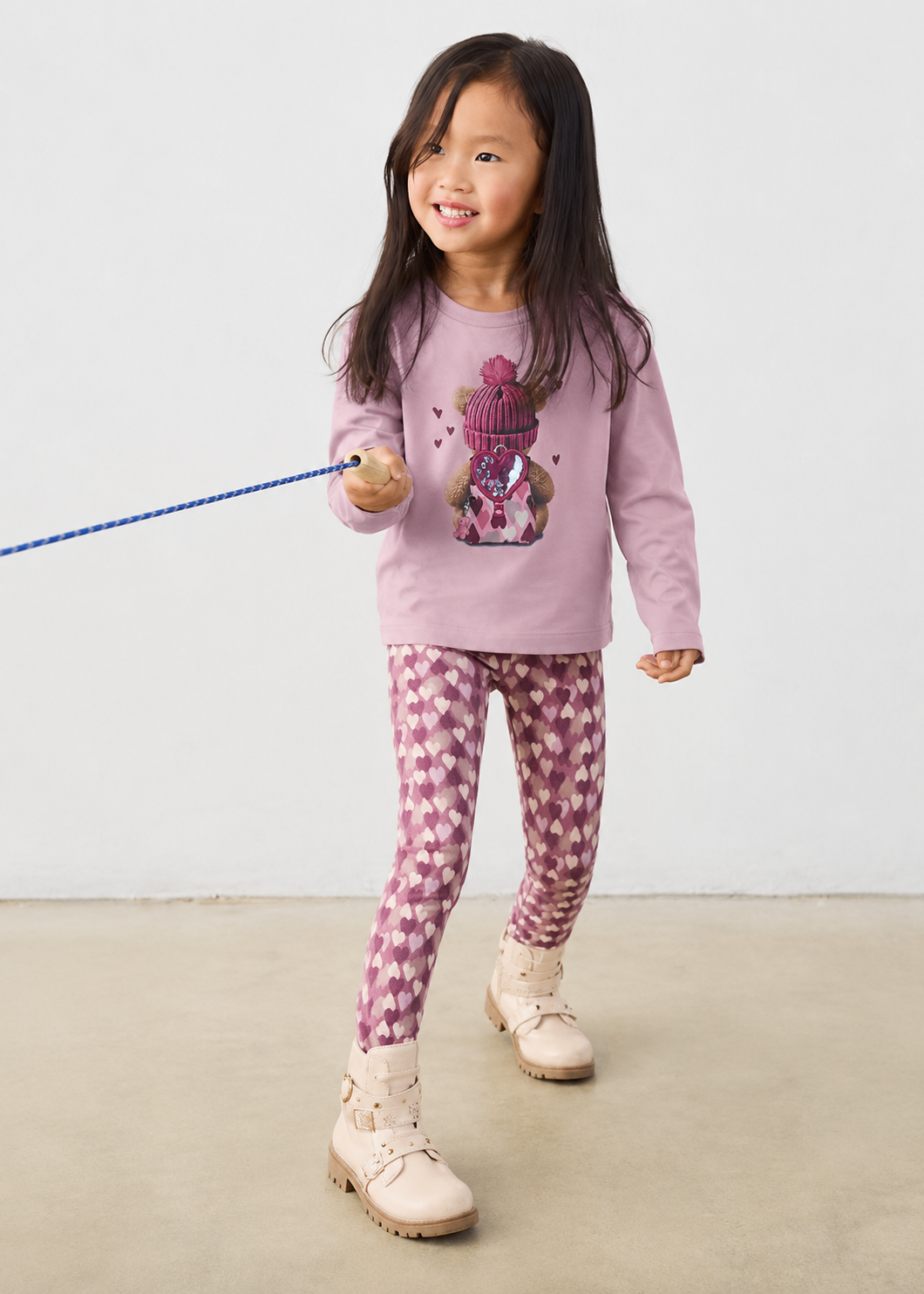 Conjunto blusa leggings corazones mini niña