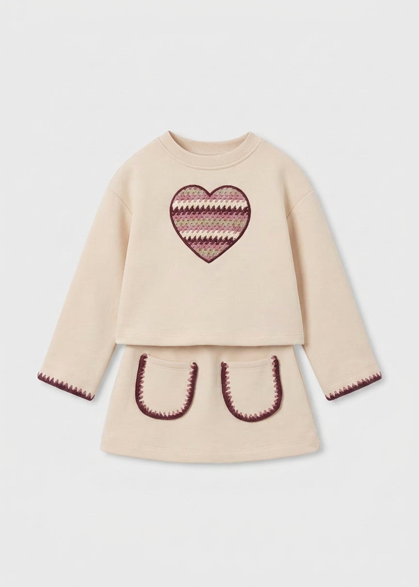 Conjunto falda felpa hueso mini niña