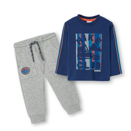Conjunto playera estampada con pants para mini niño