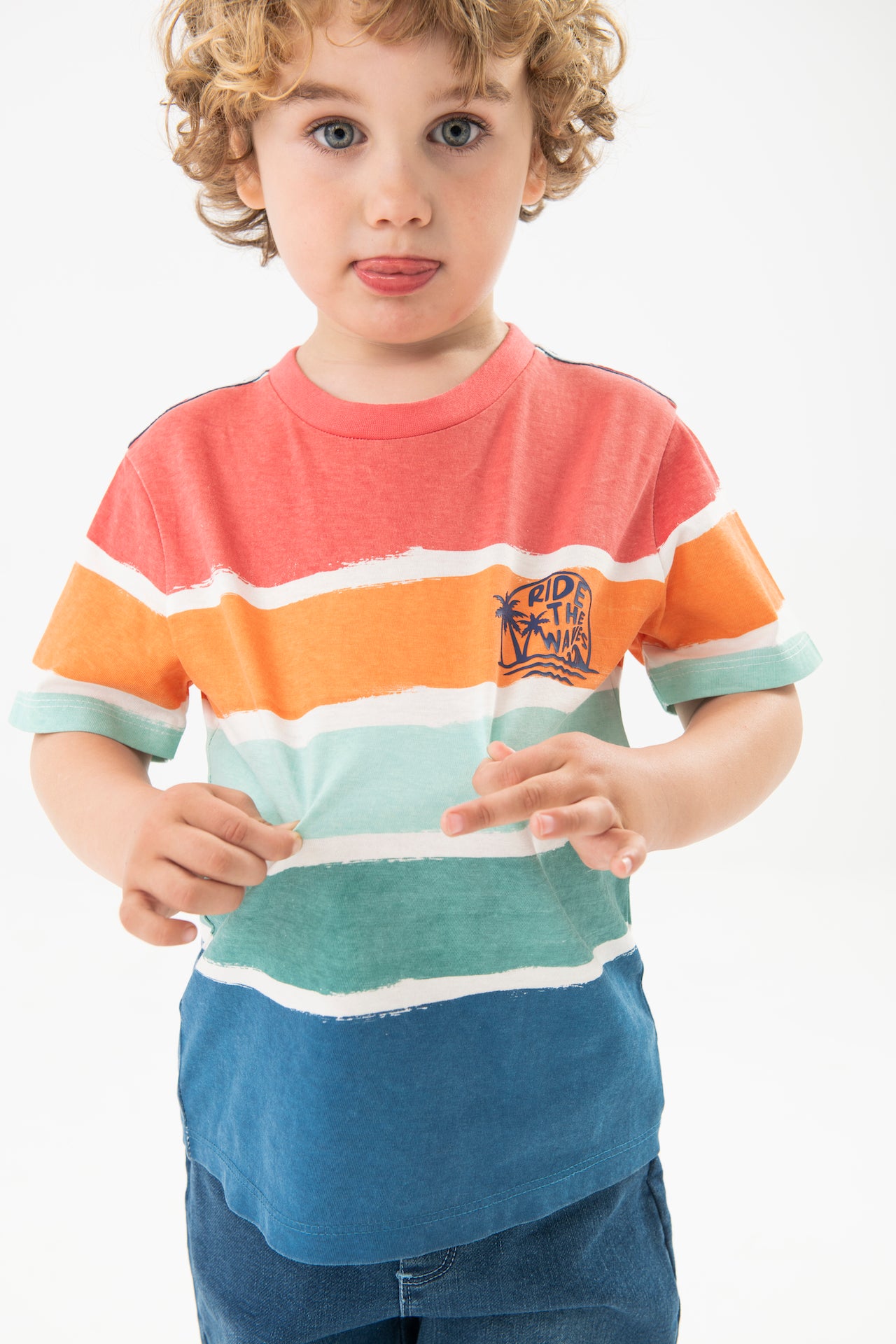 Playera rayas multicolor para mini niño