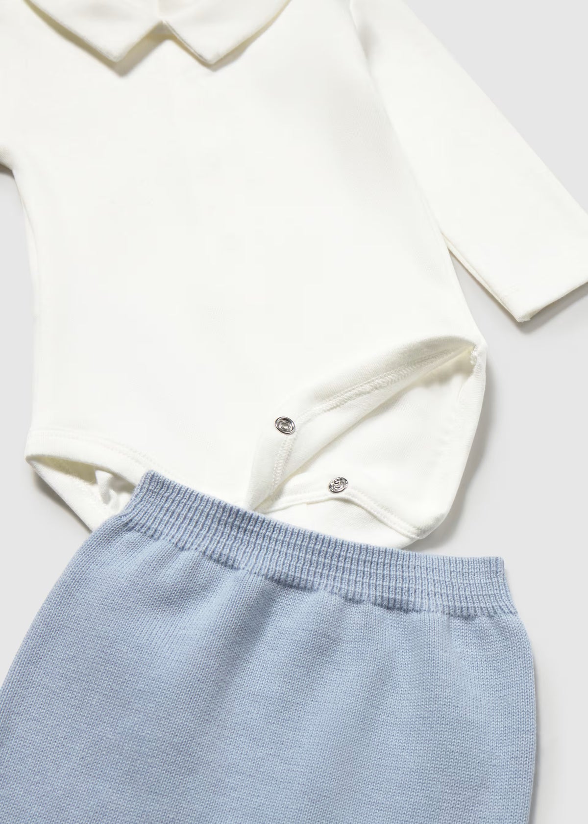 Conjunto 3 piezas suéter azul recién nacido