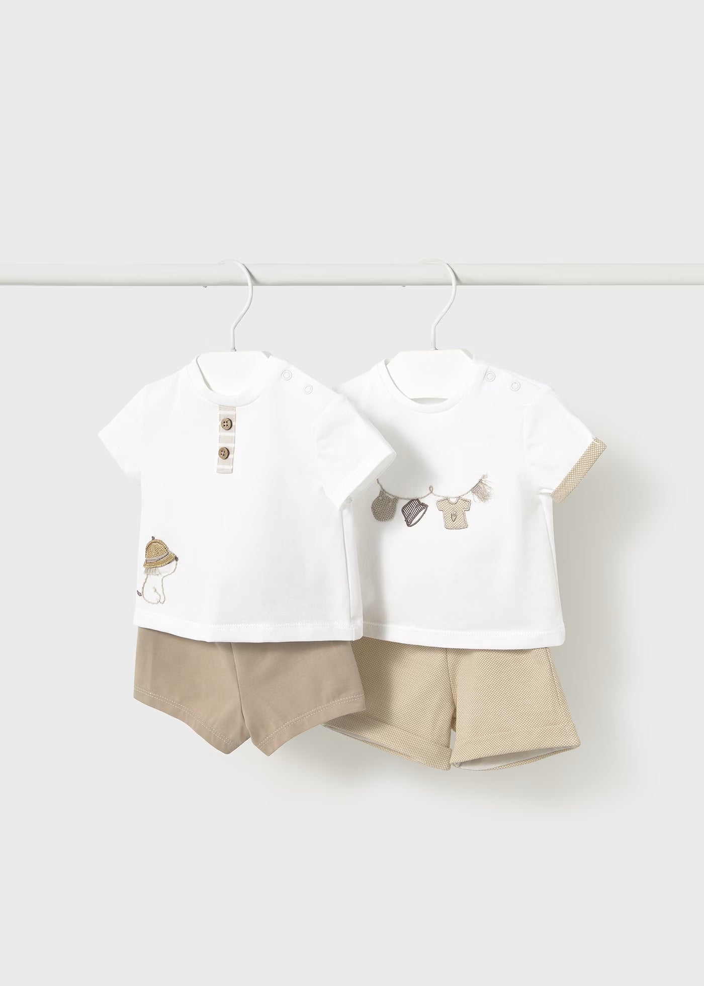 Conjunto 4 piezas short beige recién nacido
