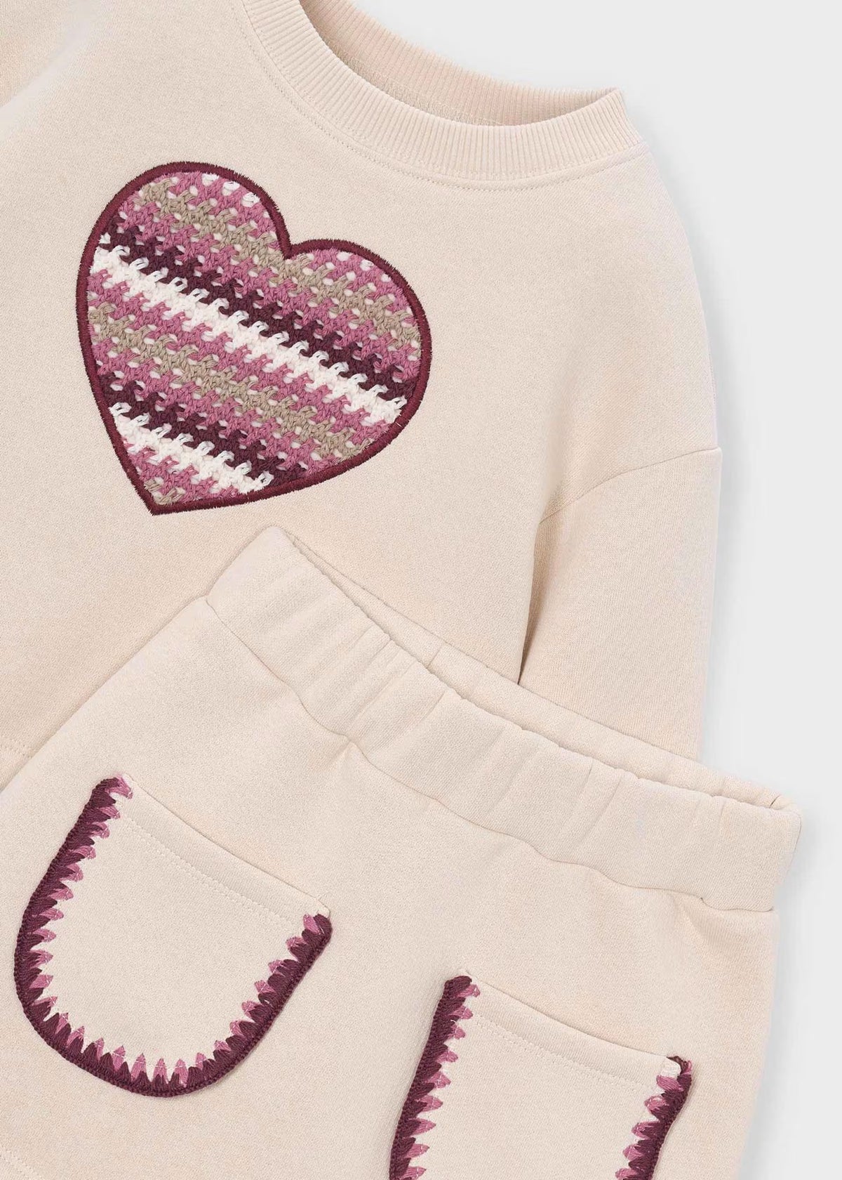 Conjunto falda felpa hueso mini niña