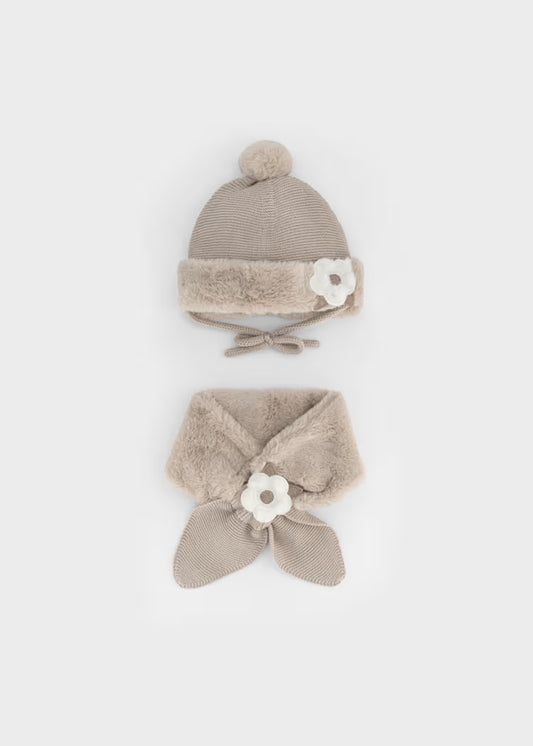 Set gorro y bufanda beige bebé niña
