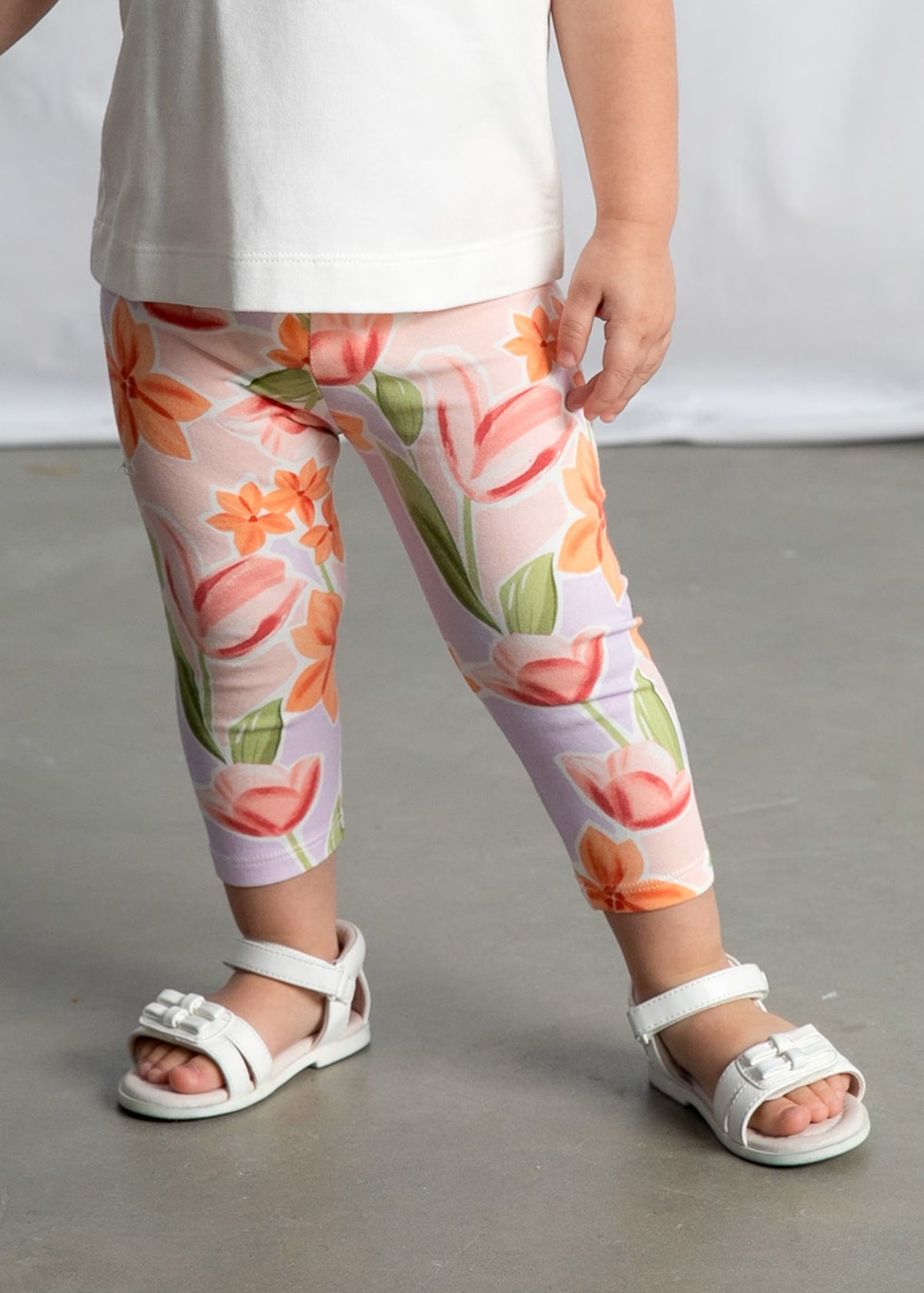 Conjunto legging y playera flor bebé niña