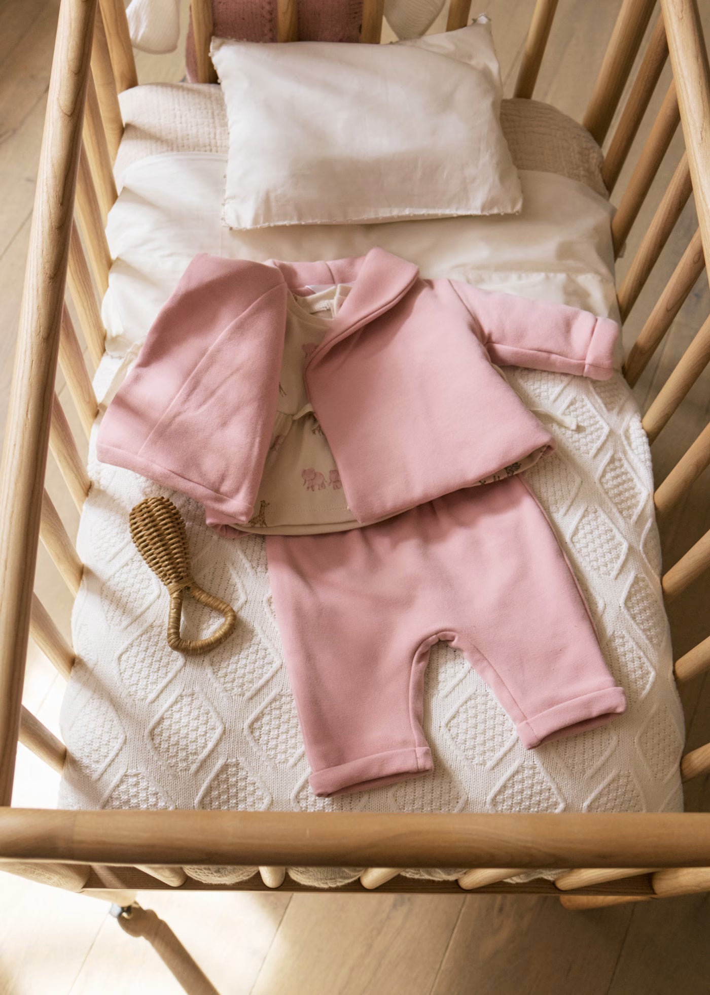 Conjunto pantalón 3 piezas rosa recién nacida
