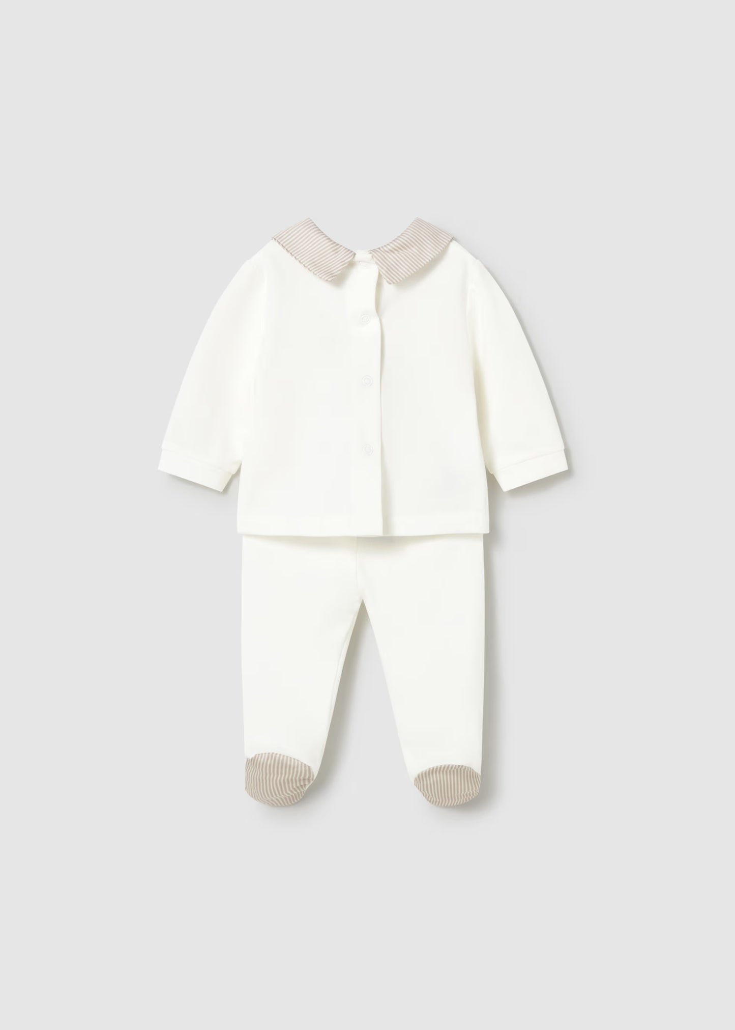 Conjunto pantalón y playera con bordado osito recién nacido