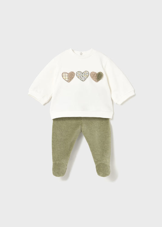 Conjunto verde pantalón y sudadera recién nacida