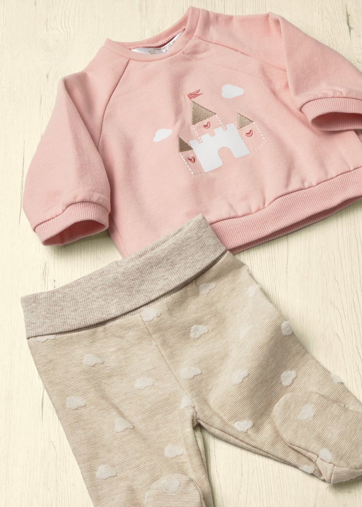 Conjunto pantalón y sudadera rosa recién nacida