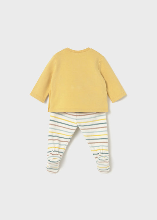 Conjunto pantalón y sudadera amarillo recién nacido