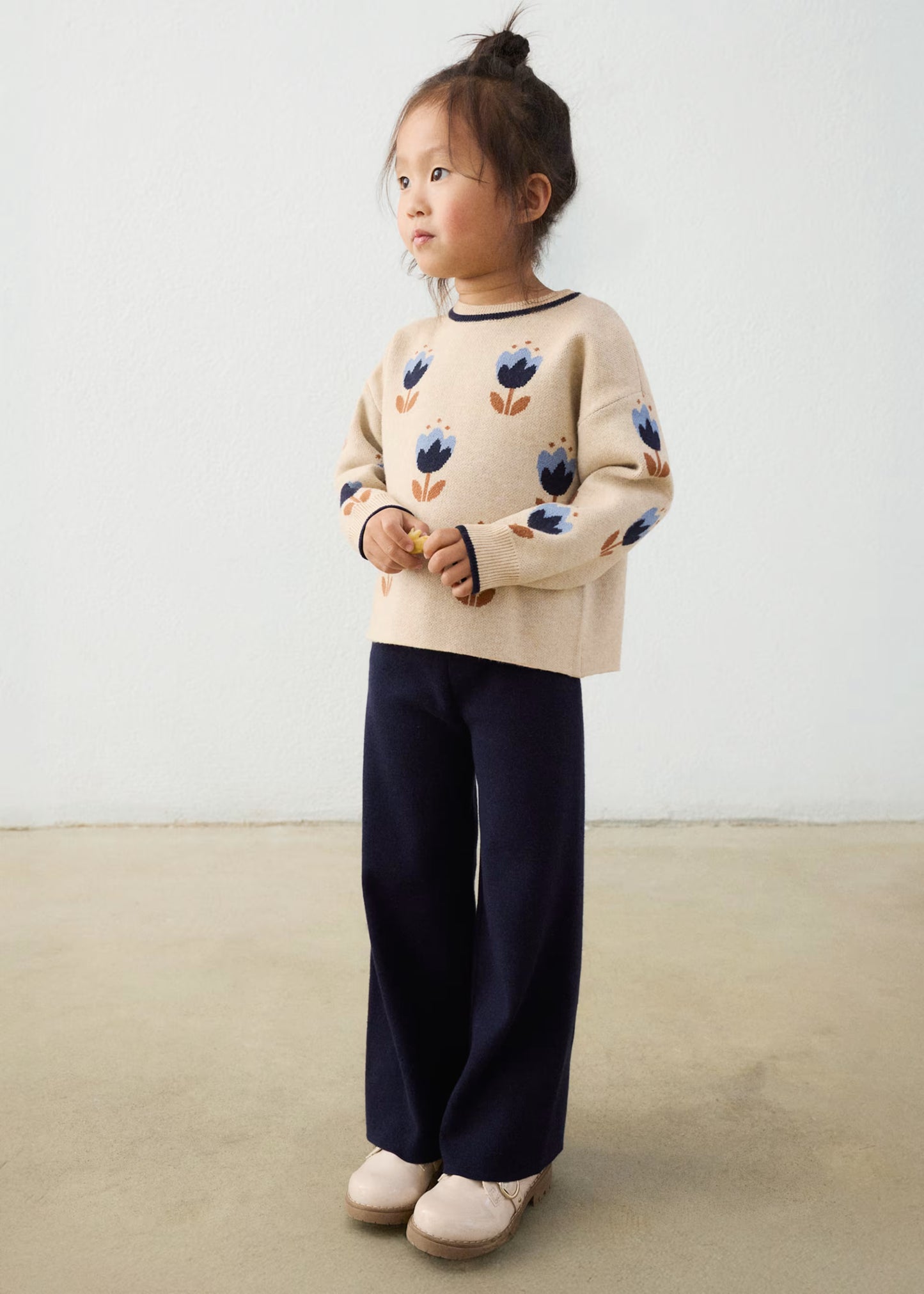 Conjunto pantalón y suéter marino mini niña