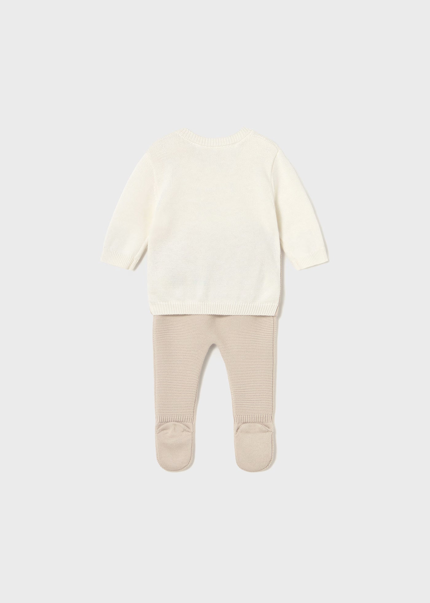 Conjunto pantalón y suéter tricot beige recién nacido