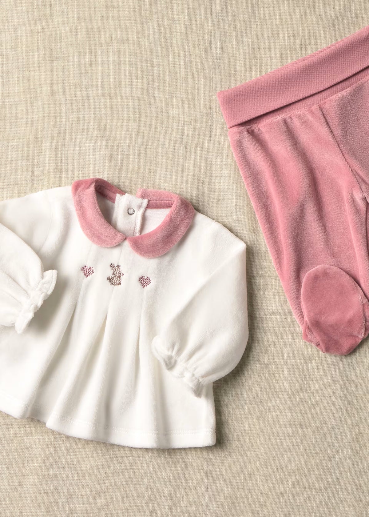 Conjunto tundosado pantalón y blusa rosa recién nacida