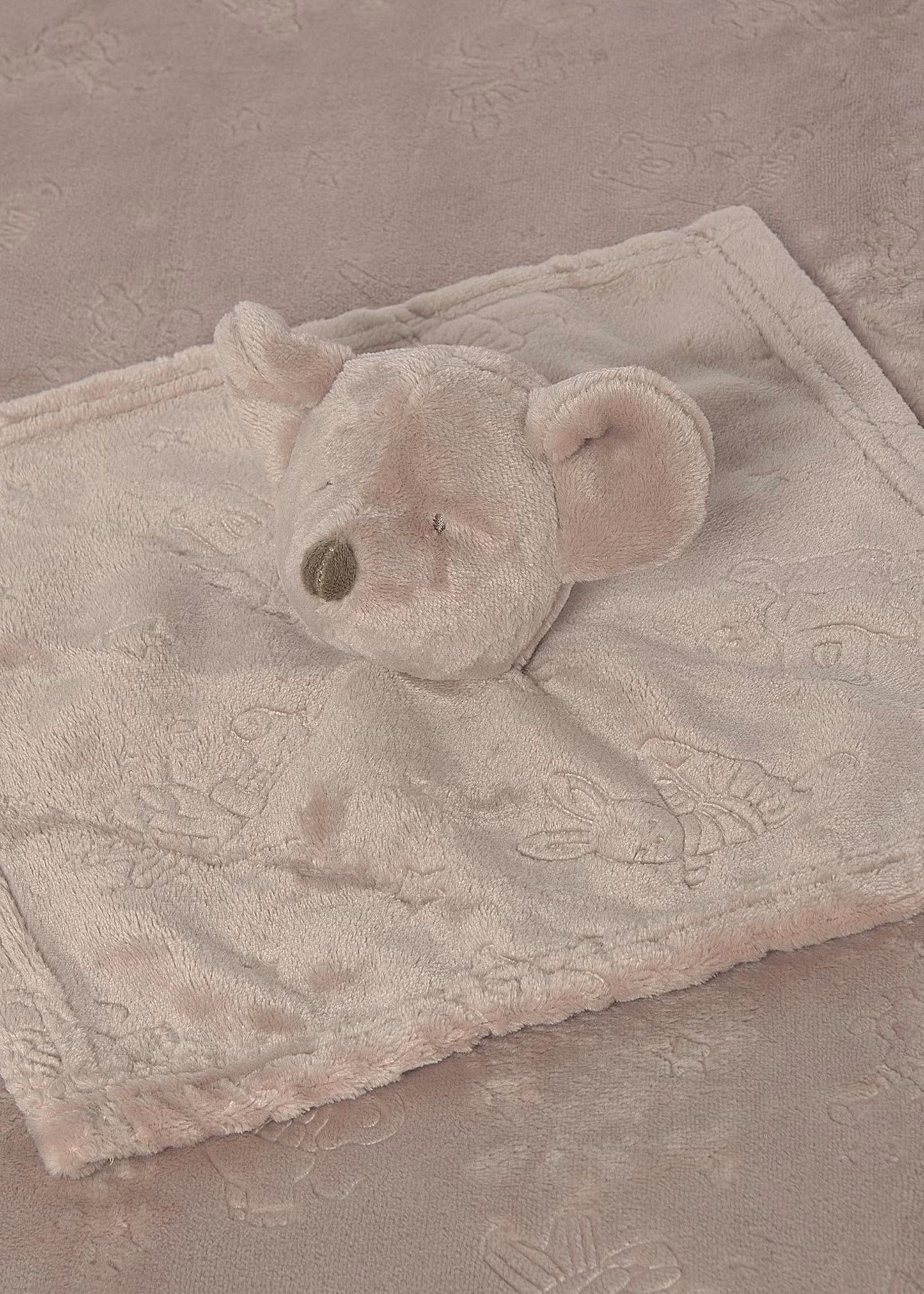 Set manta con muñeco de apego recién nacido