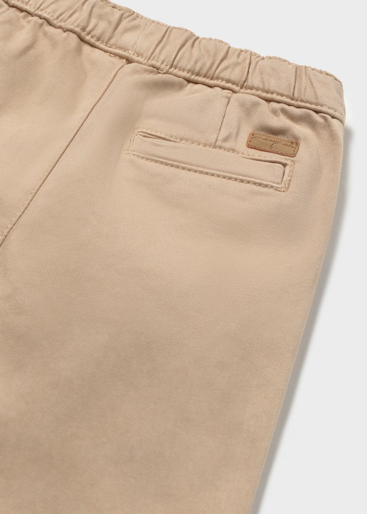 Conjunto camisa perrito con pantalón beige bebé niño