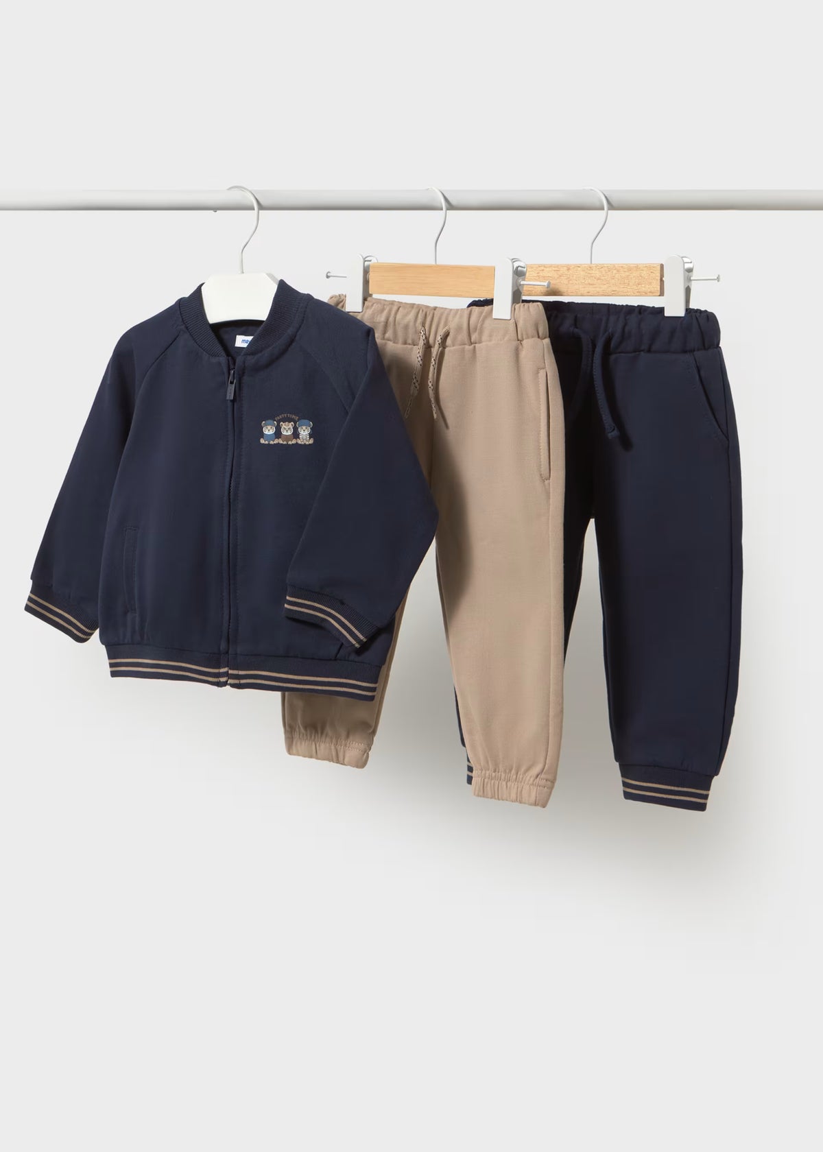 Conjunto de pants azul marino 3 piezas bebé niño