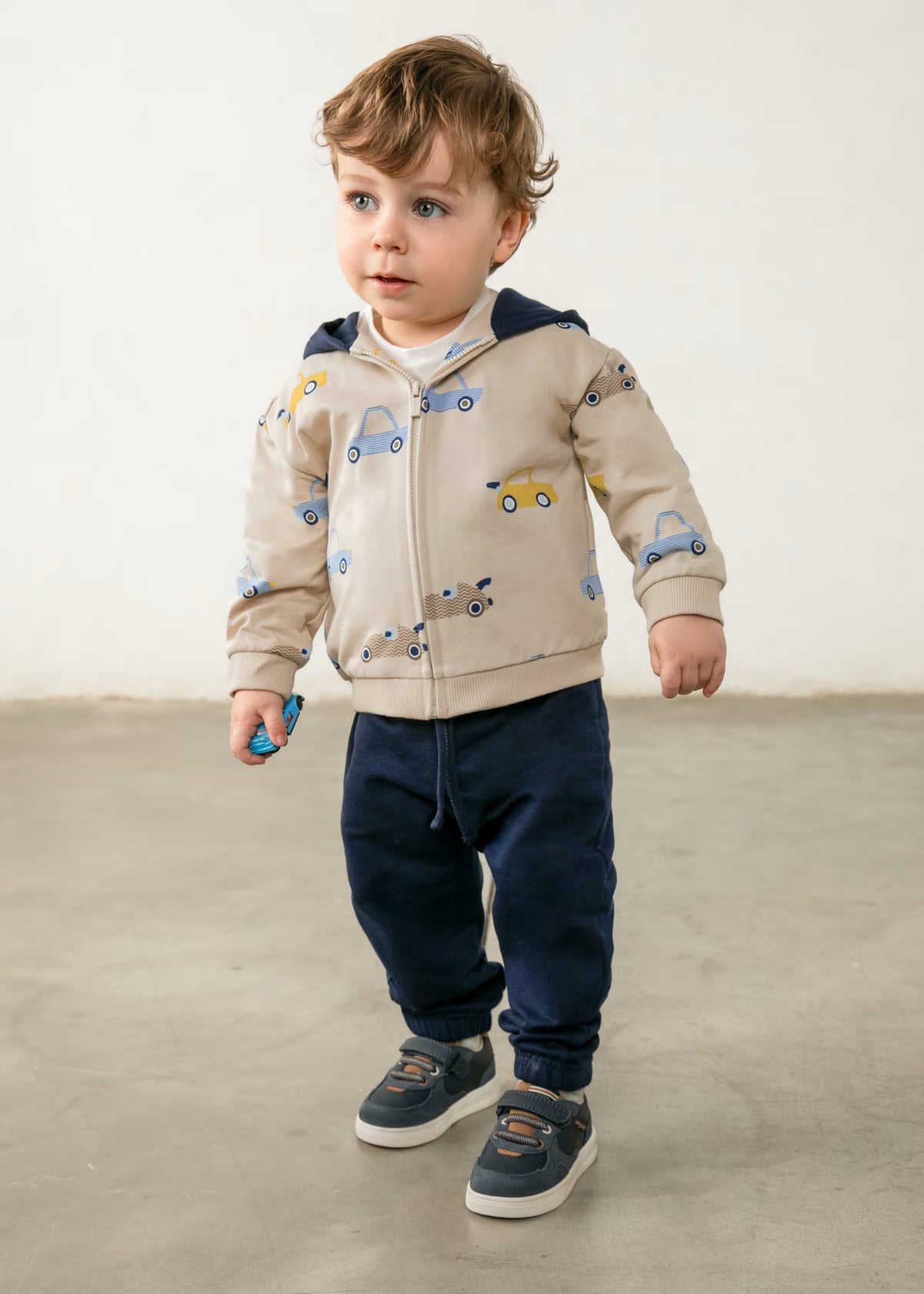 Conjunto de pants 3 piezas carritos bebé niño