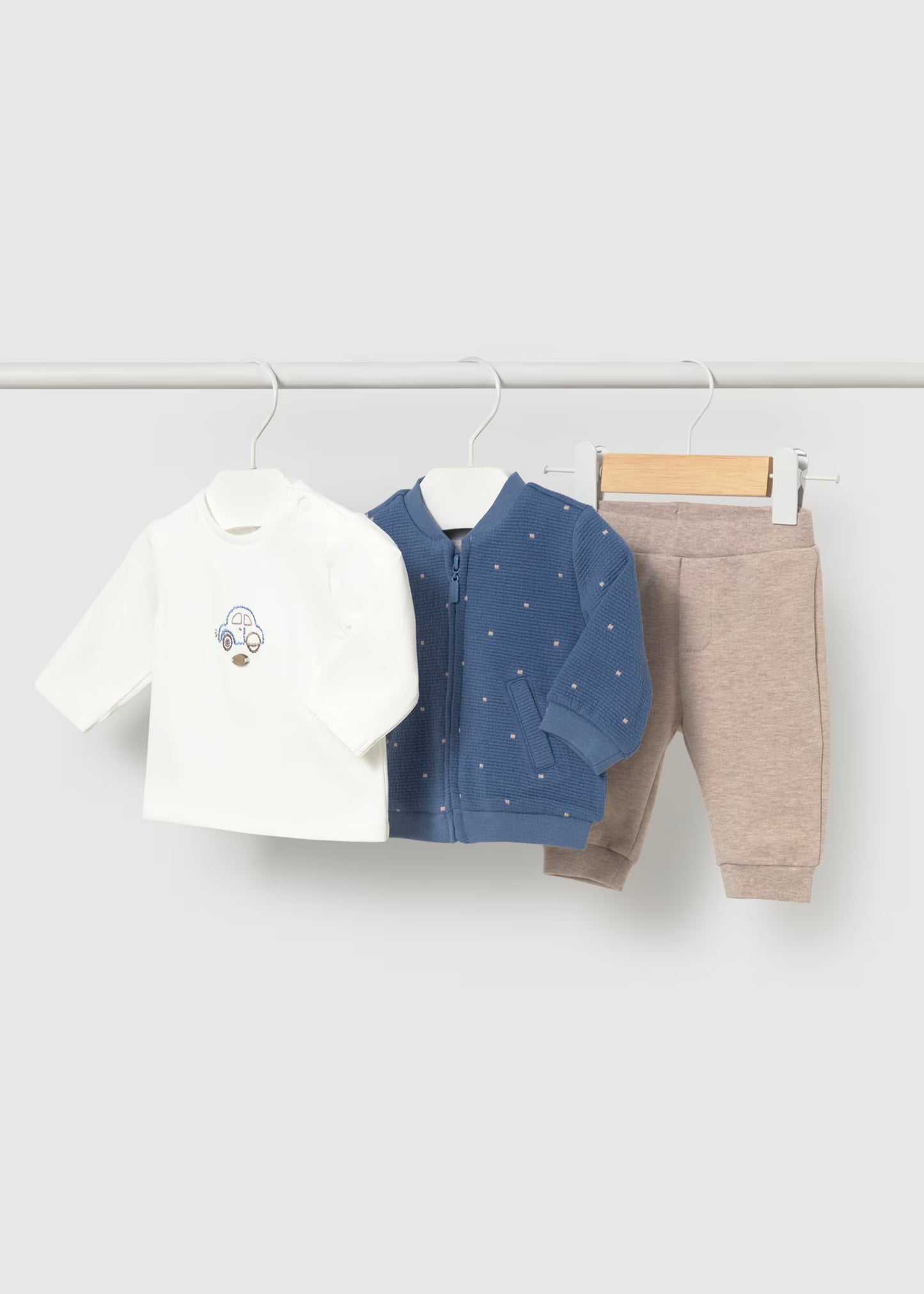 Conjunto de pants con playera recién nacido