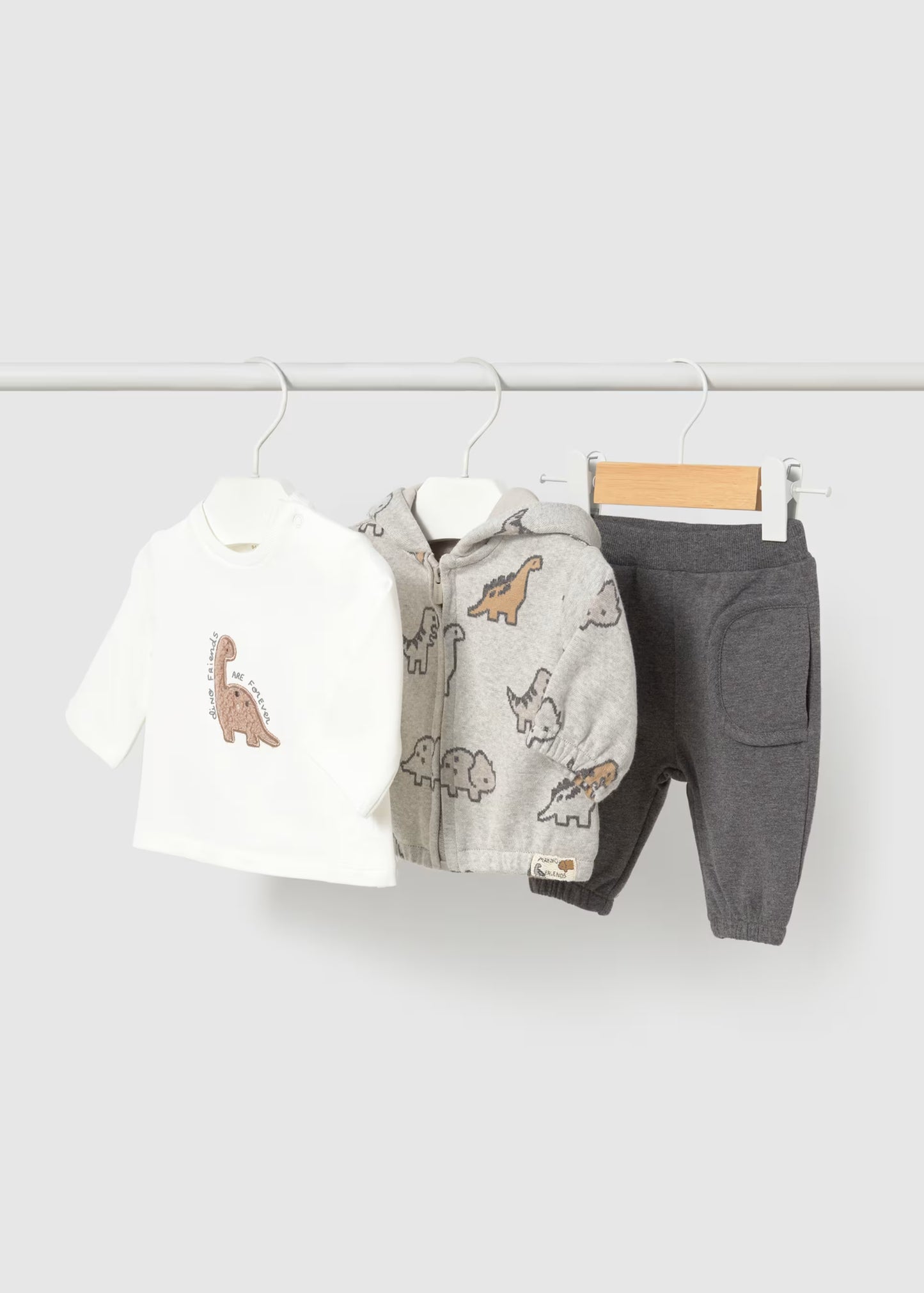 Conjunto de pants con playera dino recién nacido