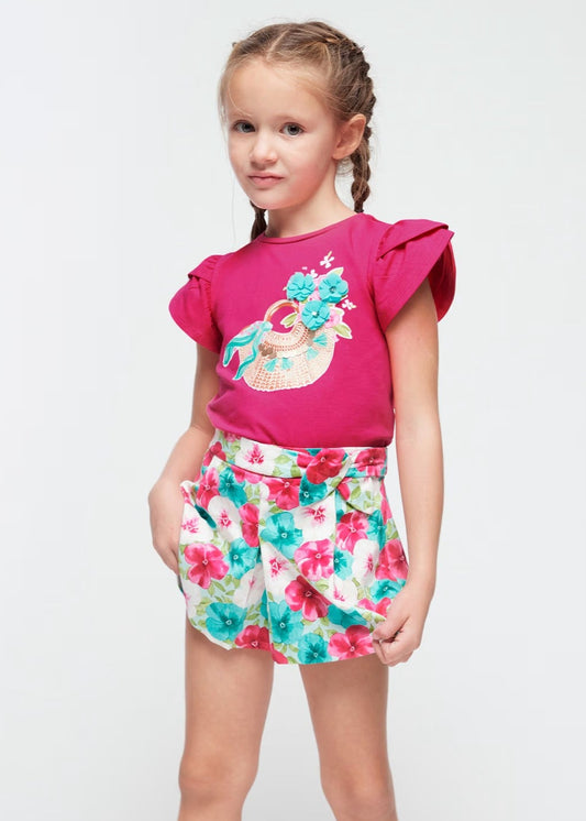 Conjunto blusa estampada con short mini niña