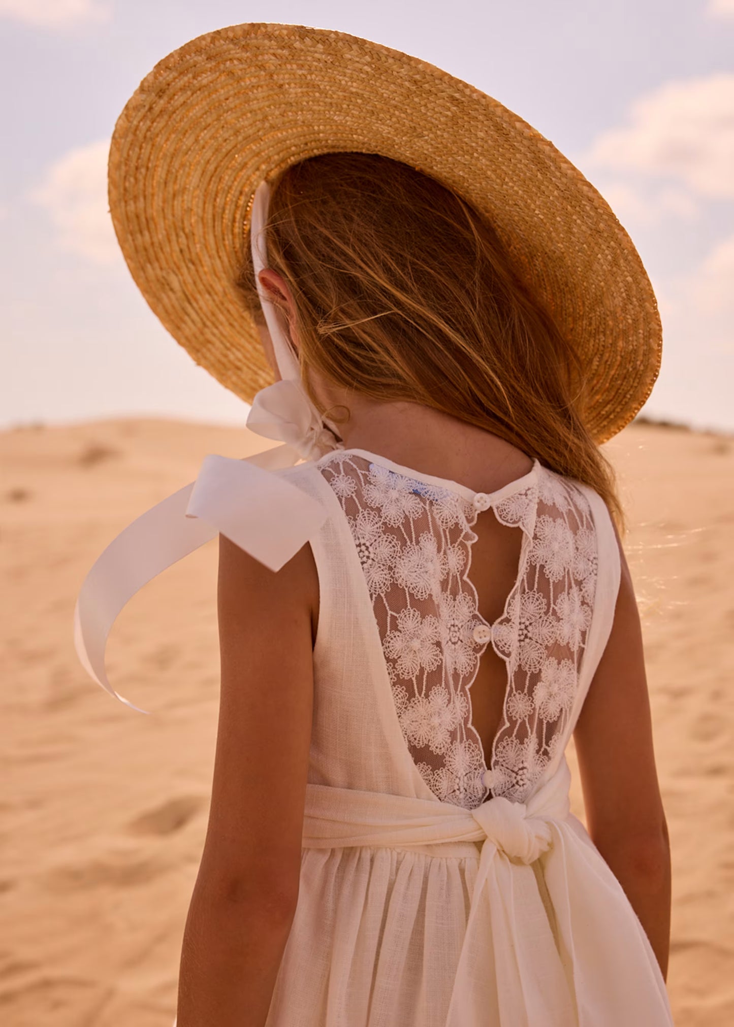 Vestido blanco ceremonia encaje mini niña