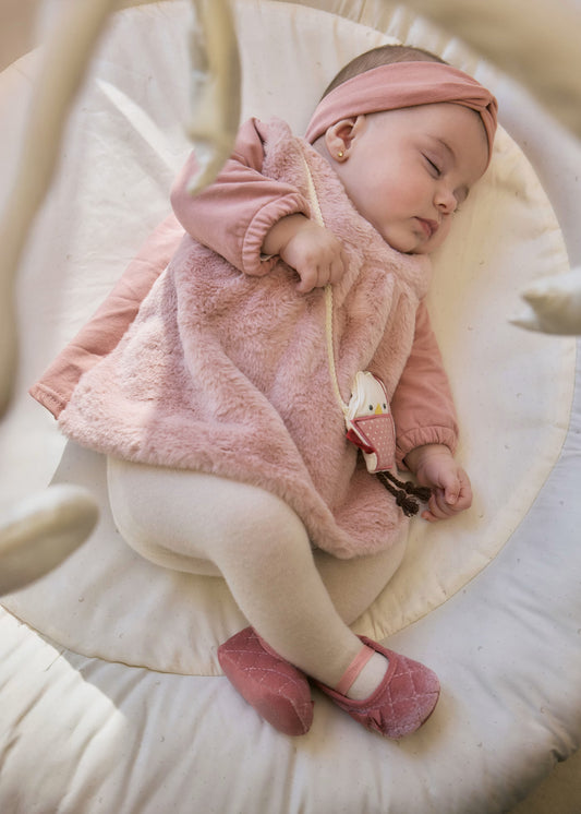 Vestido rosa con bolsita y diadema recién nacida