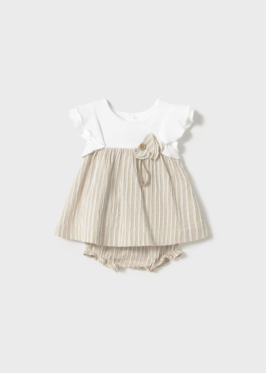 Vestido raíz recién nacida