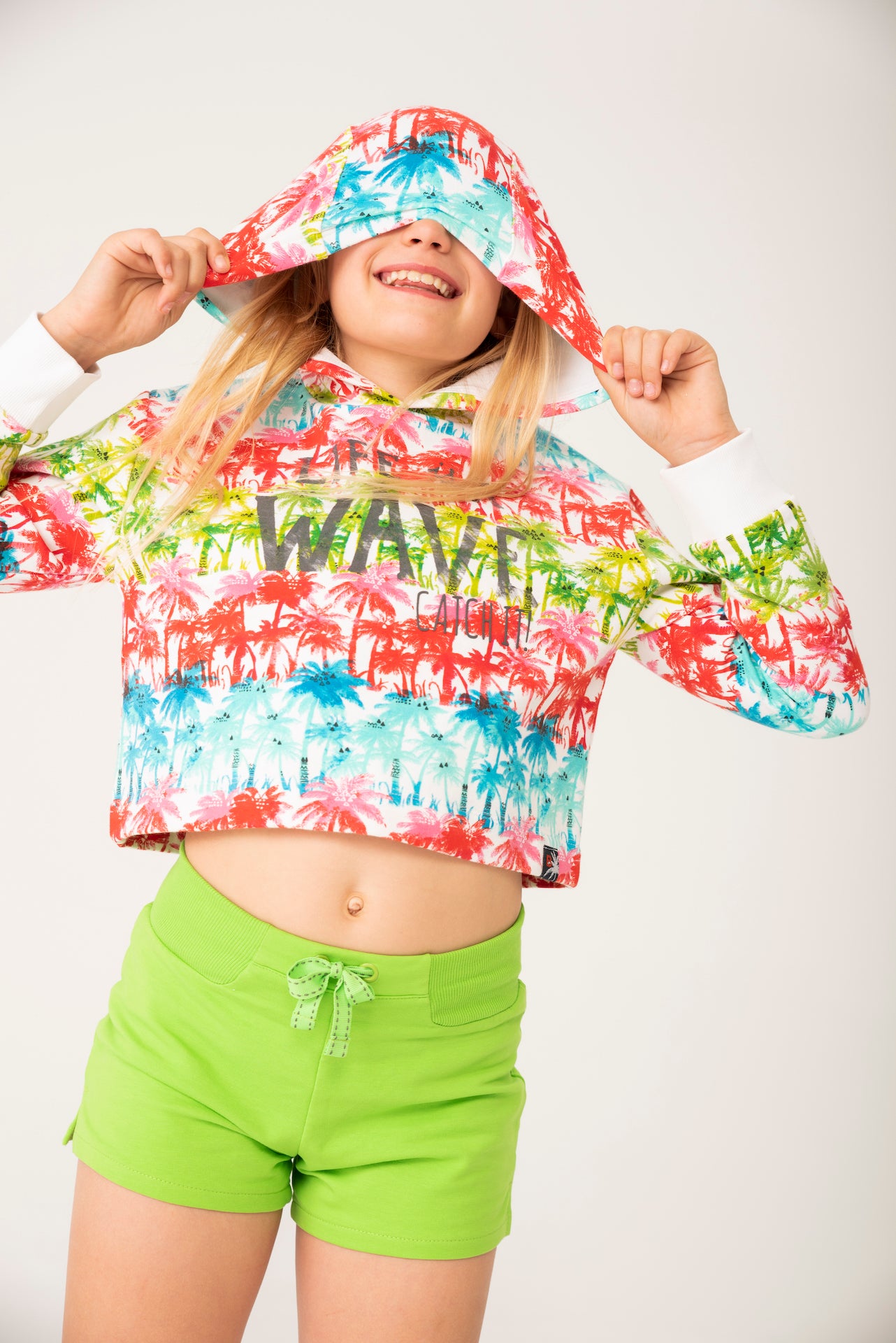 Sudadera cerrada colores con capucha niña jr