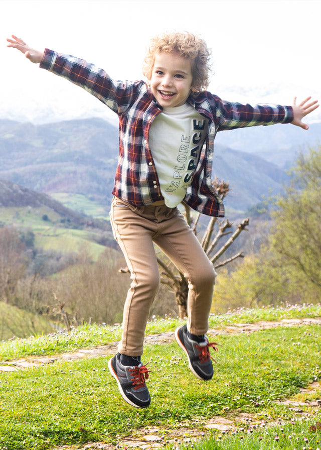 Pantalón caqui slim fit mini niño